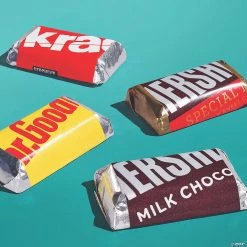 HERSHEY'S Miniatures Chocolate Candy Assortment, Family Size 17.6 oz -Carnival Sales Store hersheys miniatures chocolate candy assortment family size 17 6 oz13966581 a02