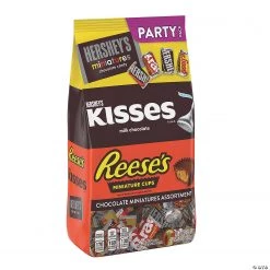 HERSHEY'S, REESE'S, KISSES Milk Chocolate Candy Assortment, 35 oz 4 HERSHEY'S, REESE'S, KISSES Milk Chocolate Candy Assortment, 35 oz -Carnival Sales Store hersheys reeses kisses milk chocolate candy assortment 35 oz13966554 a01